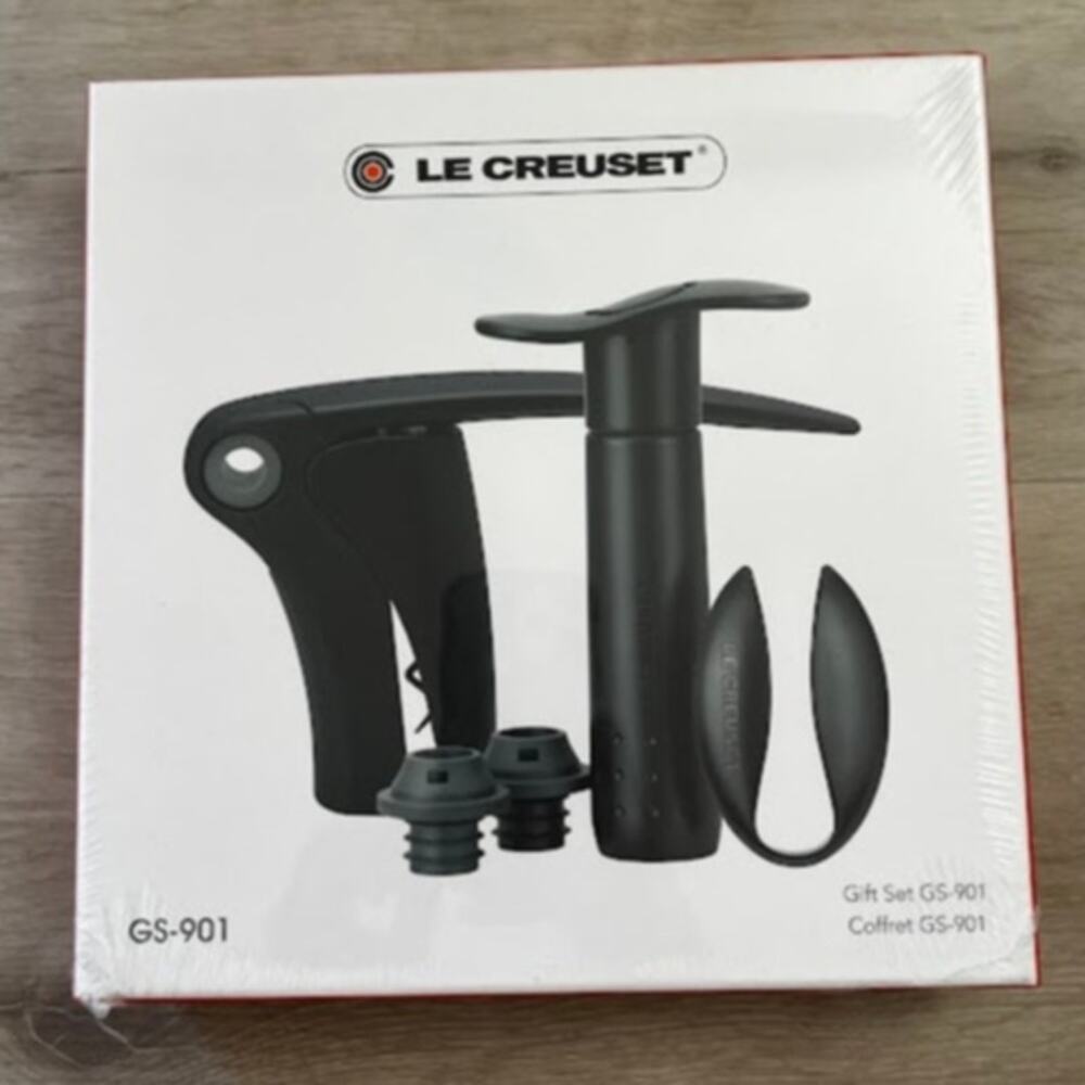 NEW! Le Creuset GS-901 Wine Gift Set Corkscrew Foil Cutter Pump Stopper